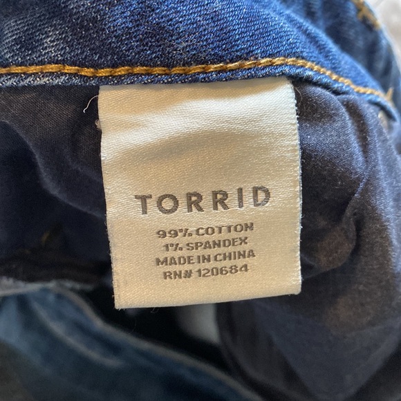 Bootcut Denim Jean size 16R Torrid - Picture 8 of 8